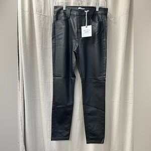 Judy Bleu/ NWT/ faux Leather / black/ size 12